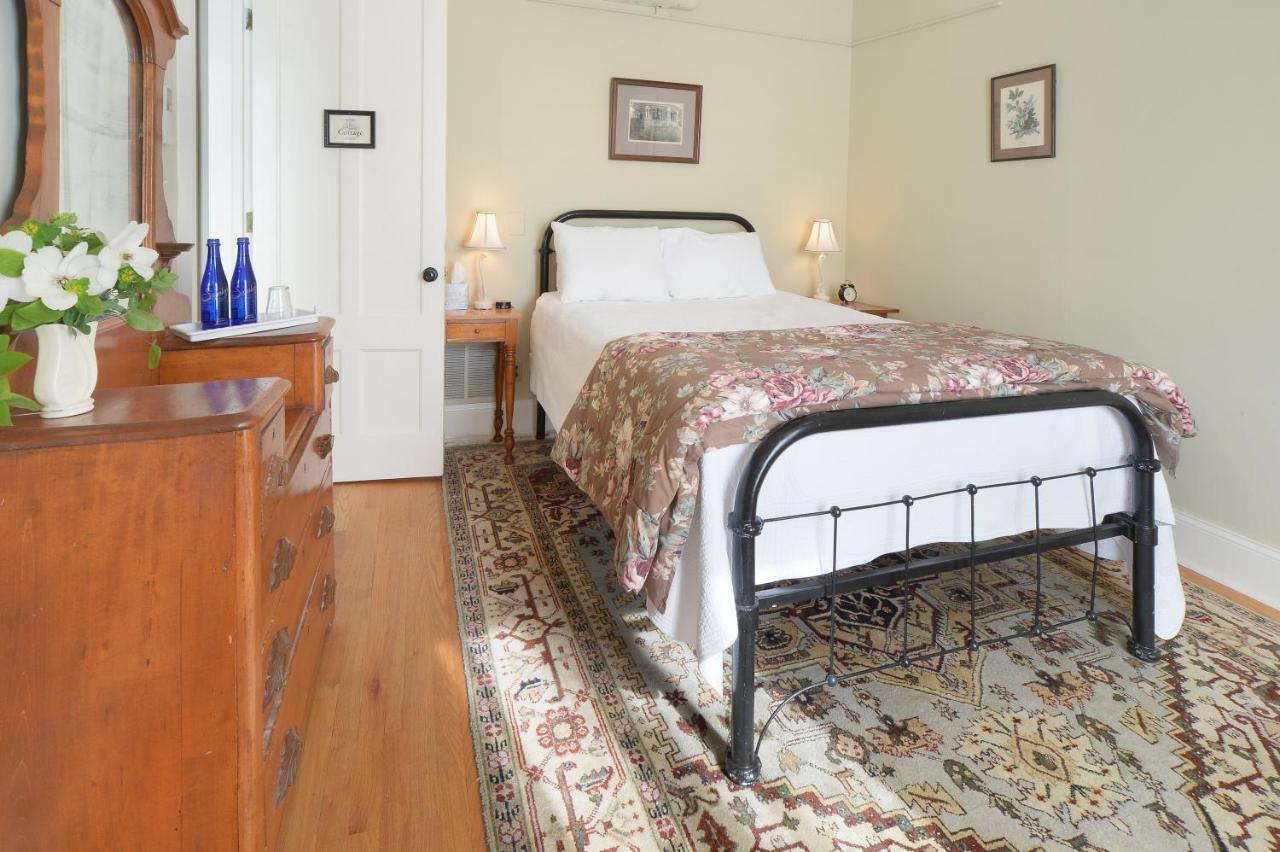 סאראטוגה ספרינגס The Springwater Bed And Breakfast מראה חיצוני תמונה